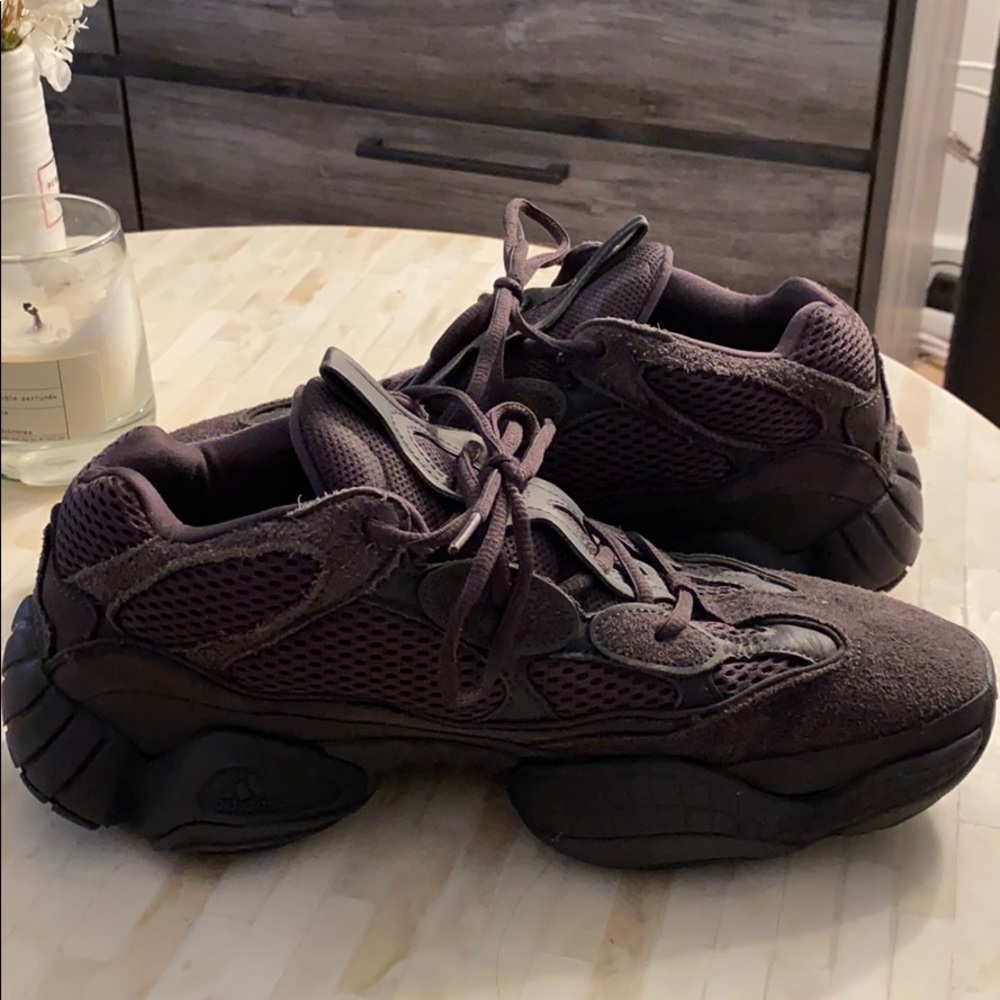 adidas Yeezy 500 “utility black”